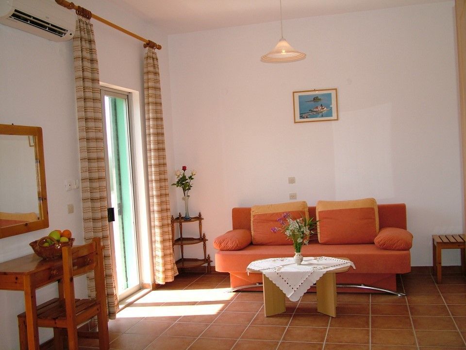 Vlassis Apartments Mesongi Exterior photo